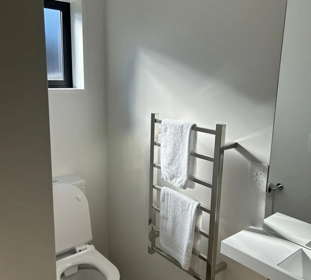 Two Units - 4 Bedrooms - 4 Bathrooms Κράισττσερτς Διαμέρισμα